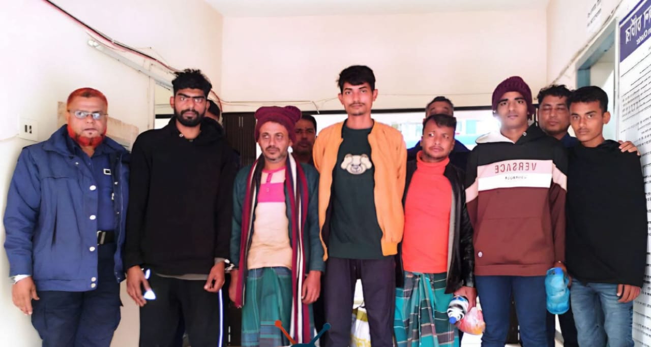 বাঞ্ছারামপুরে চোর সন্দেহে পিটিয়ে মোটরসাইকেল মেকারকে হত্যা, গ্রেপ্তার ৪ জন।