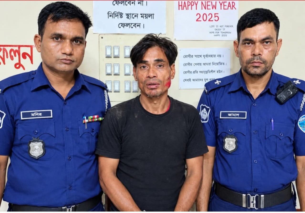 ব্রাহ্মণবাড়িয়ায় ডাকাতির প্রস্তুতি, চু/রি, অ/স্ত্র, মা/রা/মা/রি ও বি/স্ফো/র/ক/সহ ১১ মামলার আসামি রুবেল ওরফে দুখুকে  গ্রেফতা করে পুলিশ। 